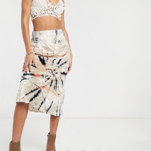Free People Dresses & Skirts - NWT Free People Velvet Tie-Dye Skirt